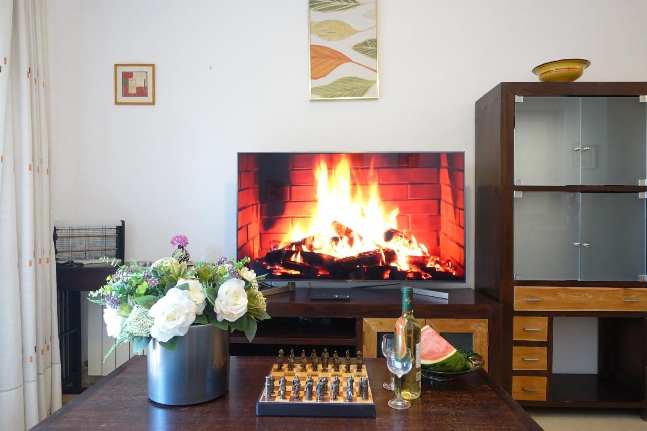☆The Peaceful Valencia Homestay☆ W/ Terrace⌘Parking⌘Bbq Eksteriør bilde