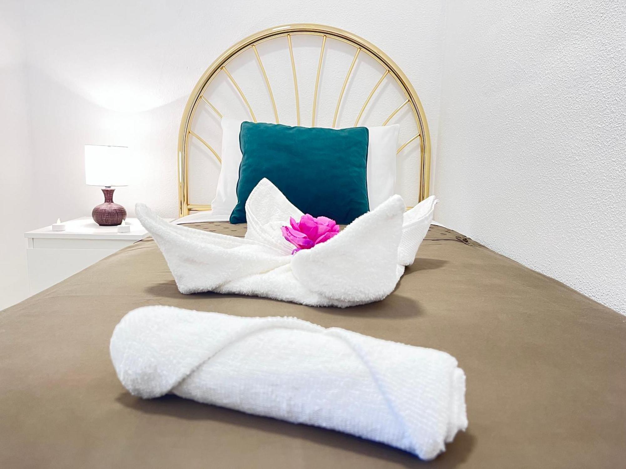 ☆The Peaceful Valencia Homestay☆ W/ Terrace⌘Parking⌘Bbq Eksteriør bilde